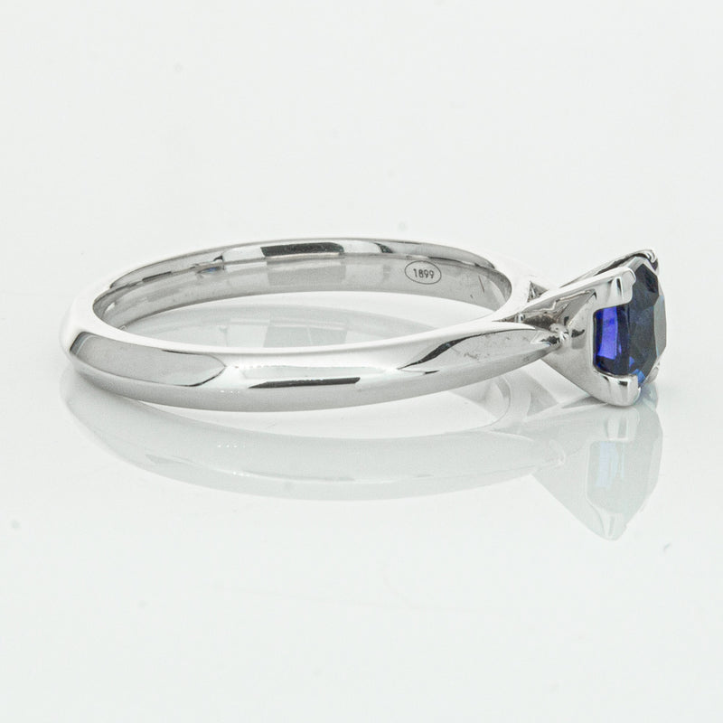 18ct White Gold 1.07ct Sapphire Venetian Ring-Ring-Walker & Hall
