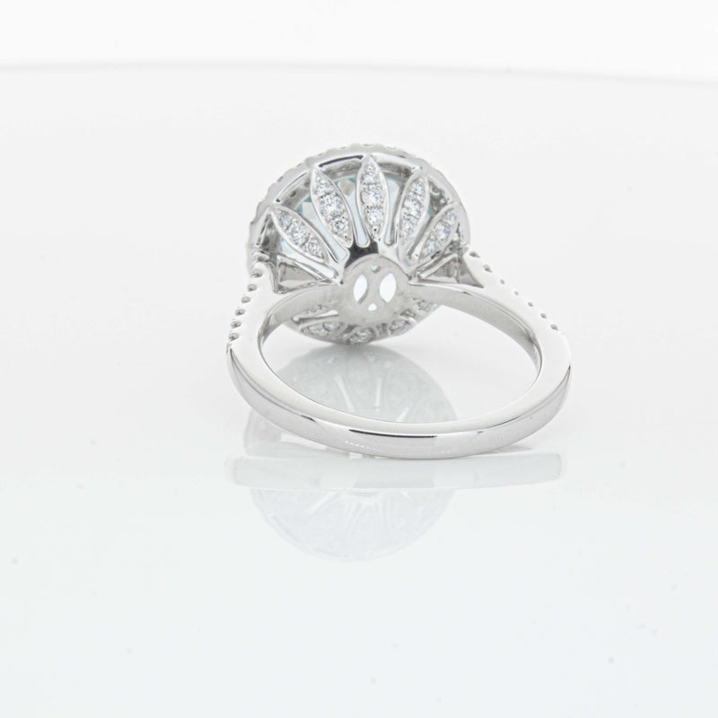 18ct White Gold 5.30ct Aquamarine & Diamond Sierra Ring-Ring-Walker & Hall