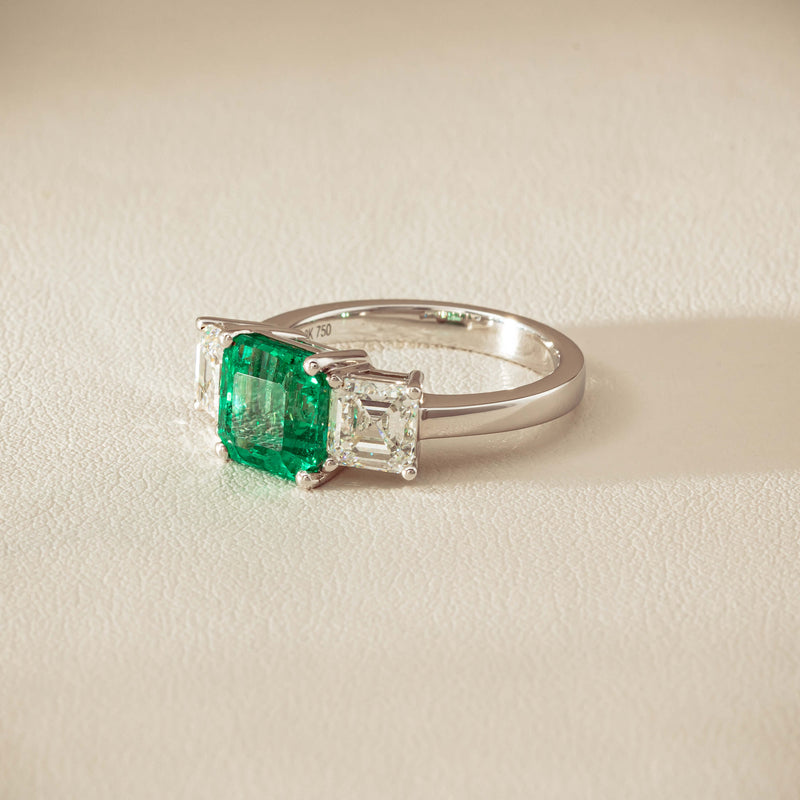 18ct White Gold 2.76ct Emerald & Diamond Odyssey Ring - Ring - Walker & Hall