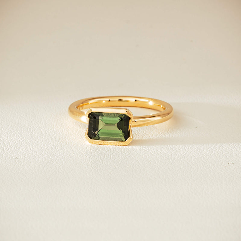 18ct Yellow Gold 1.77ct Green Tourmaline Elle Ring - Ring - Walker & Hall