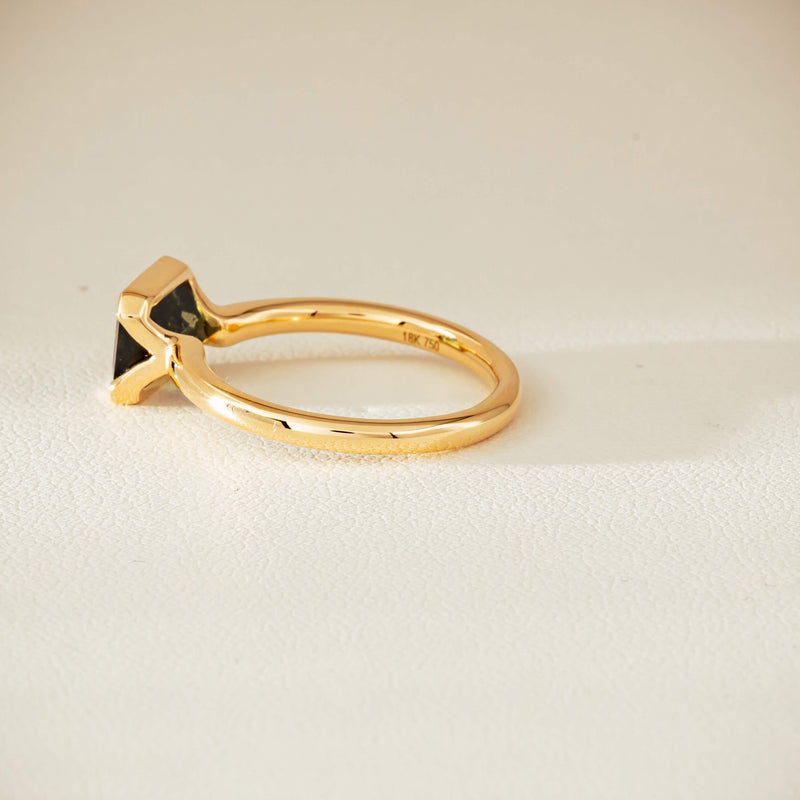 18ct Yellow Gold 1.77ct Green Tourmaline Elle Ring - Ring - Walker & Hall