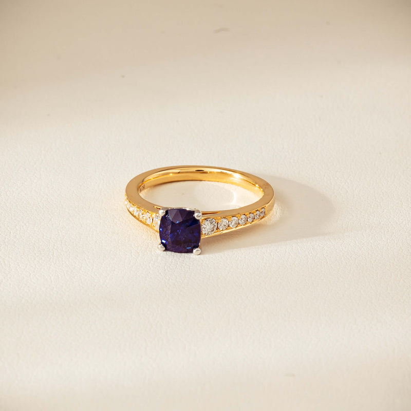 18ct Yellow Gold 1.55ct Sapphire & Diamond Vantage Ring - Ring - Walker & Hall