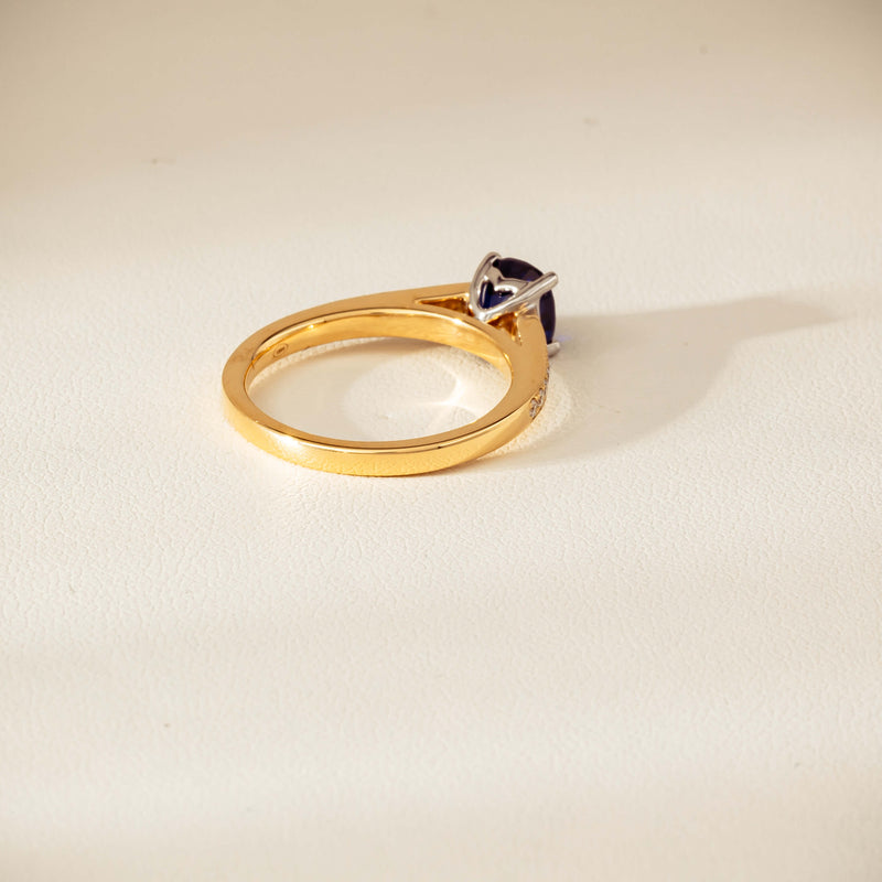 18ct Yellow Gold 1.55ct Sapphire & Diamond Vantage Ring - Ring - Walker & Hall