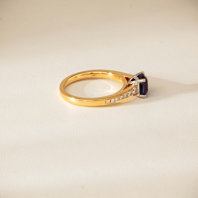 18ct Yellow Gold 1.55ct Sapphire & Diamond Vantage Ring - Ring - Walker & Hall