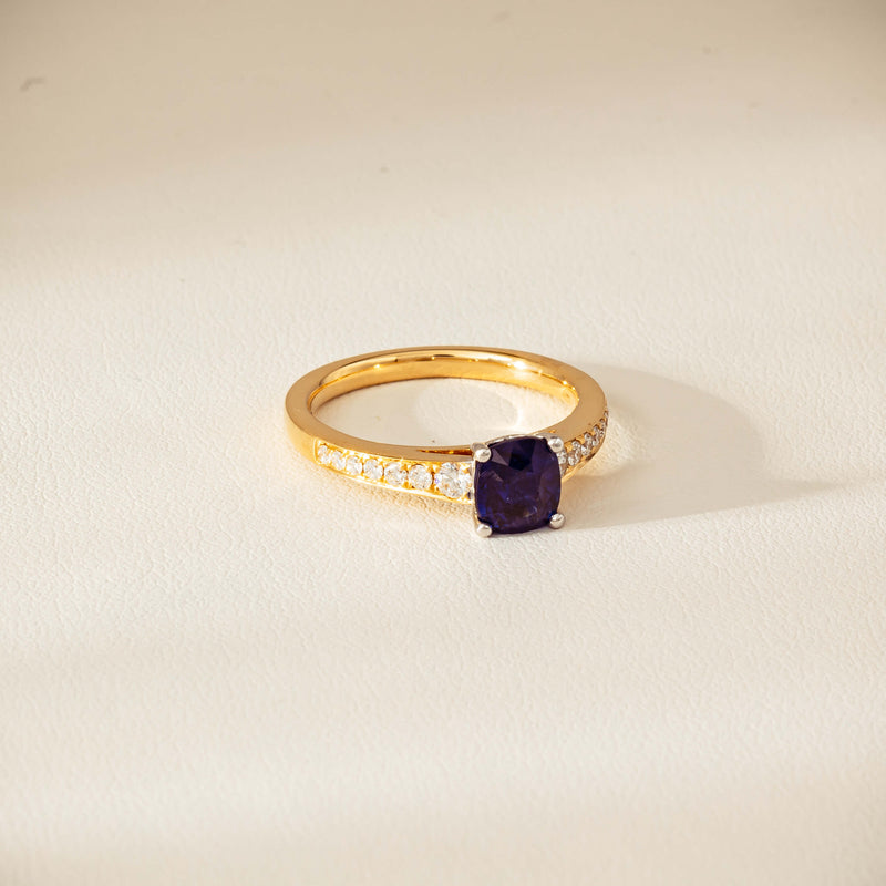 18ct Yellow Gold 1.55ct Sapphire & Diamond Vantage Ring - Ring - Walker & Hall