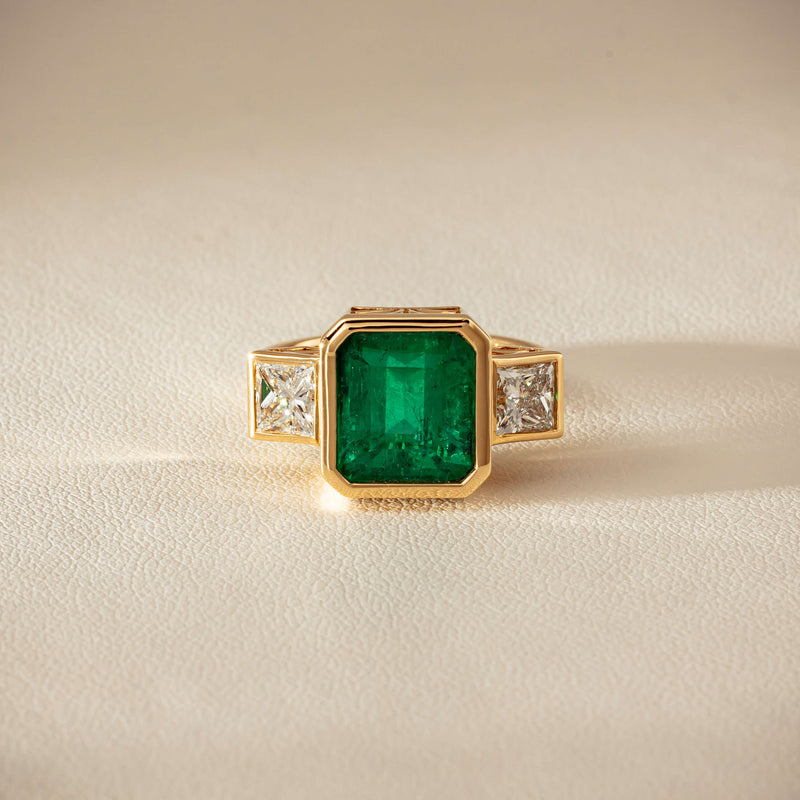 18ct Yellow Gold 5.07ct Emerald & Princess-Cut Diamond Ring - Ring - Walker & Hall