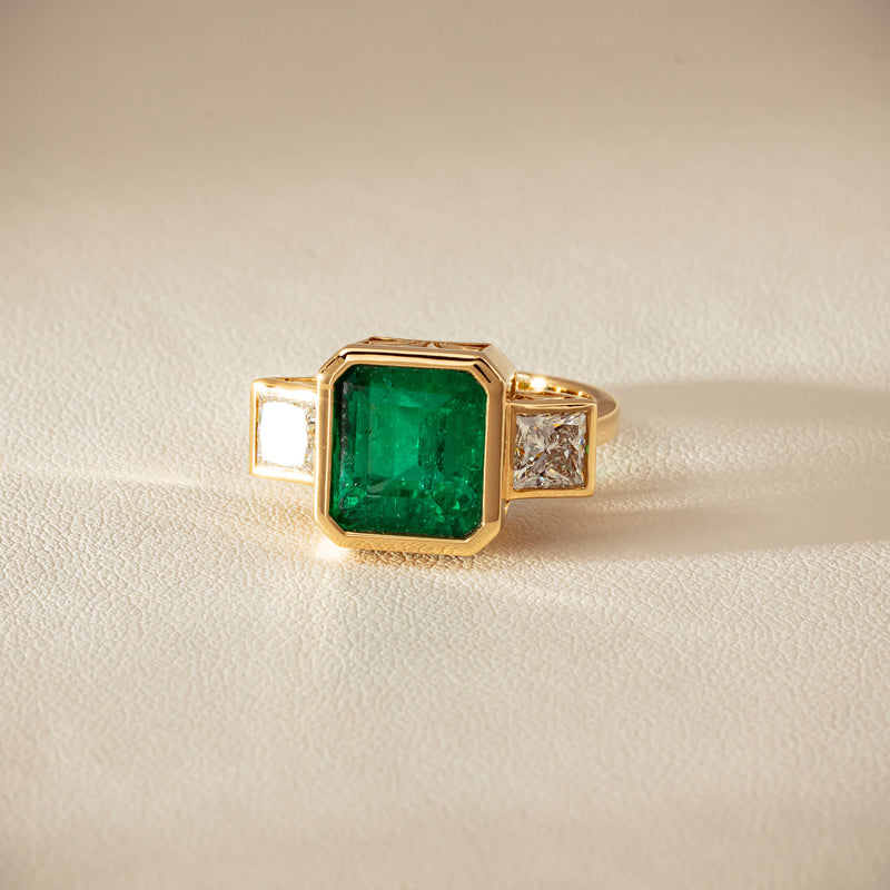 18ct Yellow Gold 5.07ct Emerald & Princess-Cut Diamond Ring - Ring - Walker & Hall