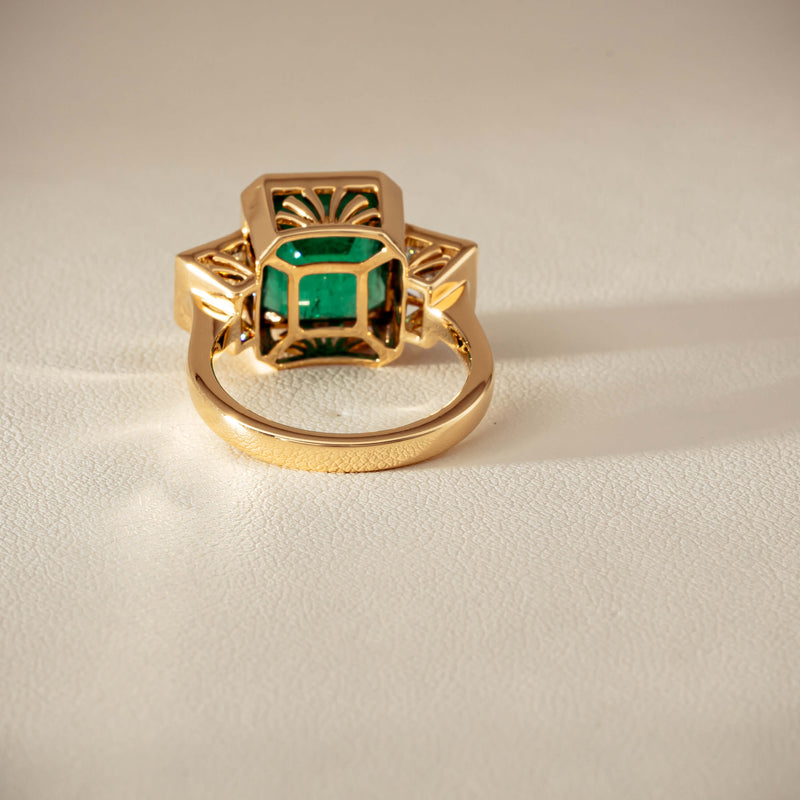 18ct Yellow Gold 5.07ct Emerald & Princess-Cut Diamond Ring - Ring - Walker & Hall