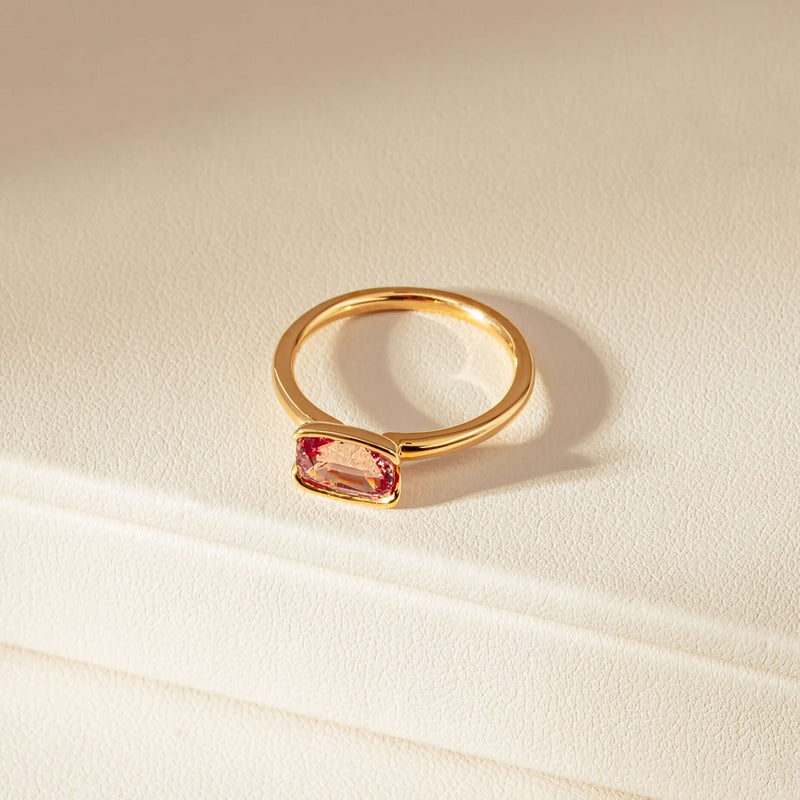 18ct Yellow Gold 1.75ct Padparadscha Sapphire Elle Ring - Ring - Walker & Hall
