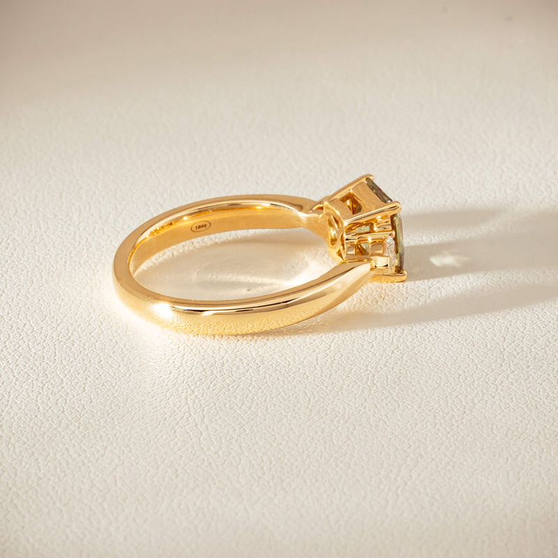 18ct Yellow Gold 1.56ct Green Sapphire & Diamond Ayla Ring - Ring - Walker & Hall