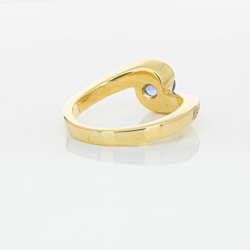 Deja Vu 18ct Yellow Gold 1.28ct Sapphire & Diamond Ring - Ring - Walker & Hall