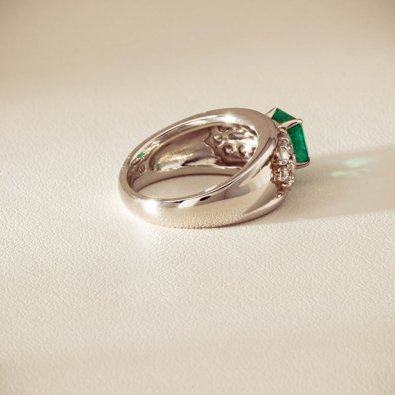 Deja Vu Platinum 1.43ct Emerald & Diamond Cluster Ring - Ring - Walker & Hall