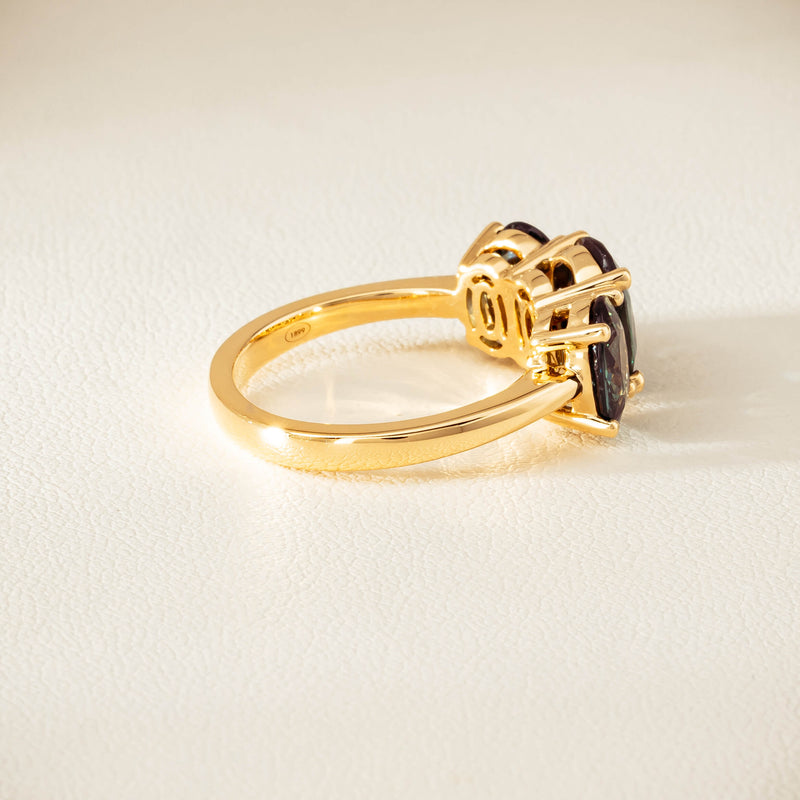 18ct Yellow Gold 4.47ct Green Sapphire Odyssey Ring - Ring - Walker & Hall