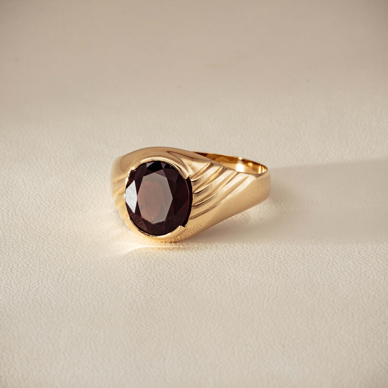 Deja Vu 9ct Yellow Gold 5.00ct Oval Garnet Mens Ring - Ring - Walker & Hall
