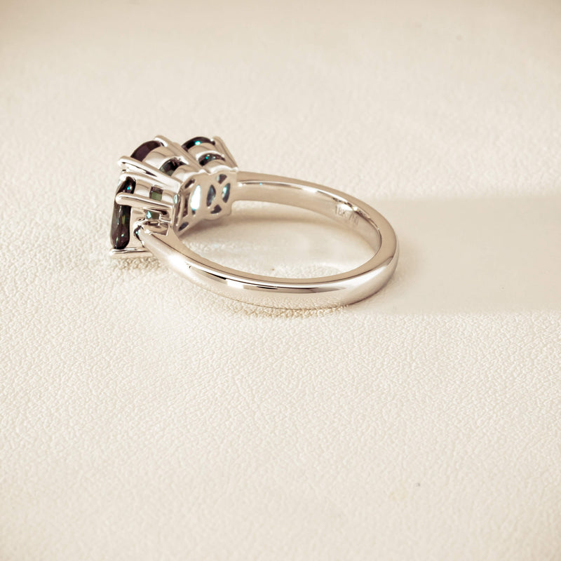 18ct White Gold 4.31ct Green Sapphire Odyssey Ring - Ring - Walker & Hall