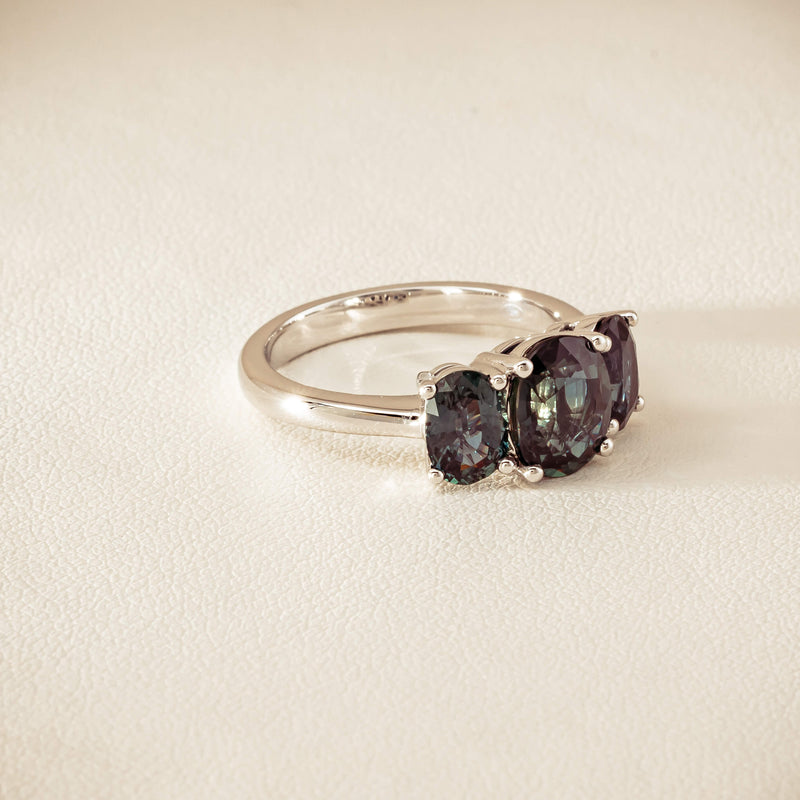 18ct White Gold 4.31ct Green Sapphire Odyssey Ring - Ring - Walker & Hall