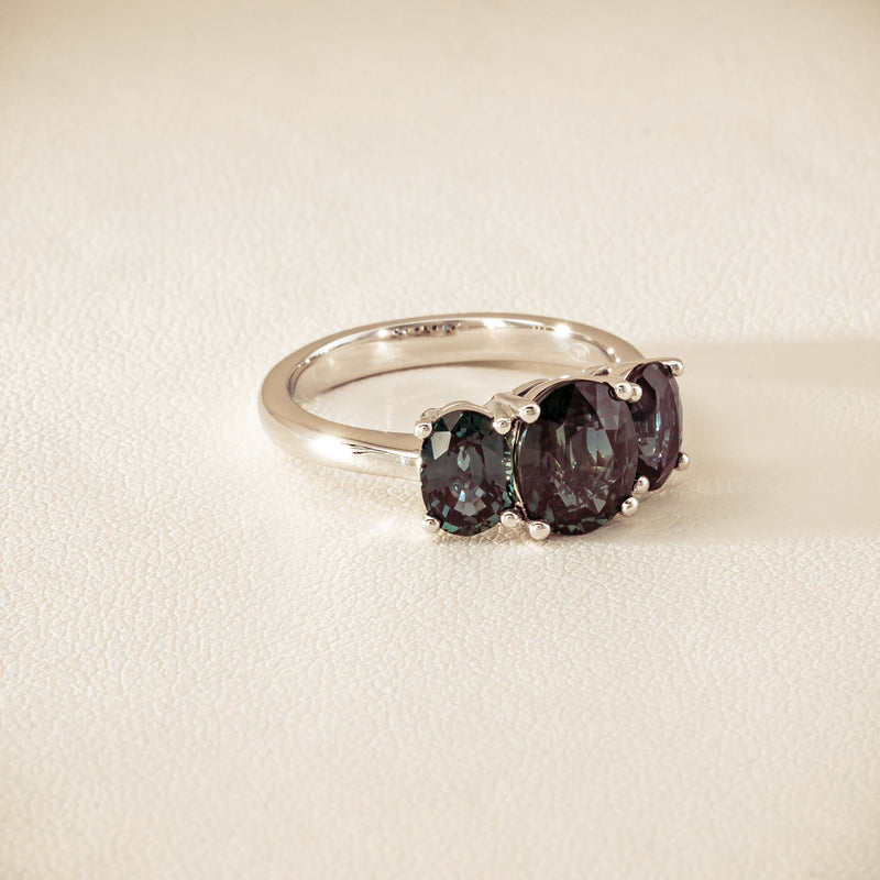 18ct White Gold 4.31ct Green Sapphire Odyssey Ring - Ring - Walker & Hall