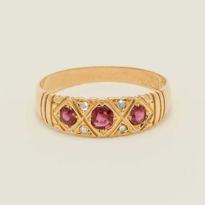 Vintage 18ct Yellow Gold Ruby Diamond Checkerboard Ring