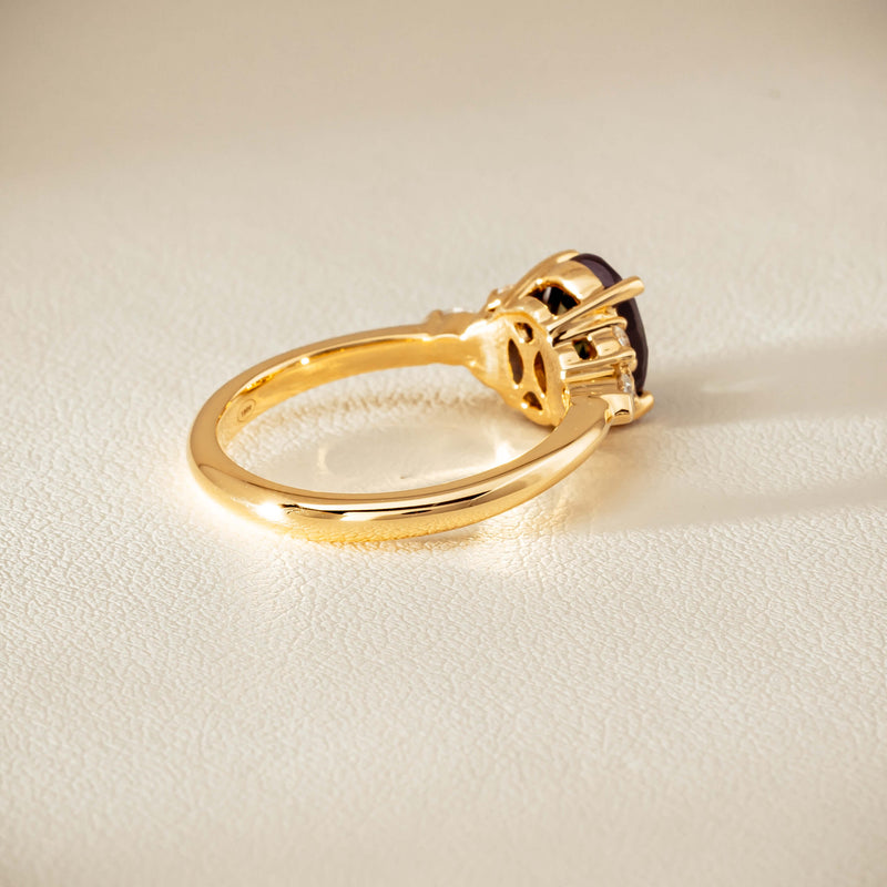 18ct Yellow Gold 2.20ct Green Sapphire & Diamond Oriana Ring