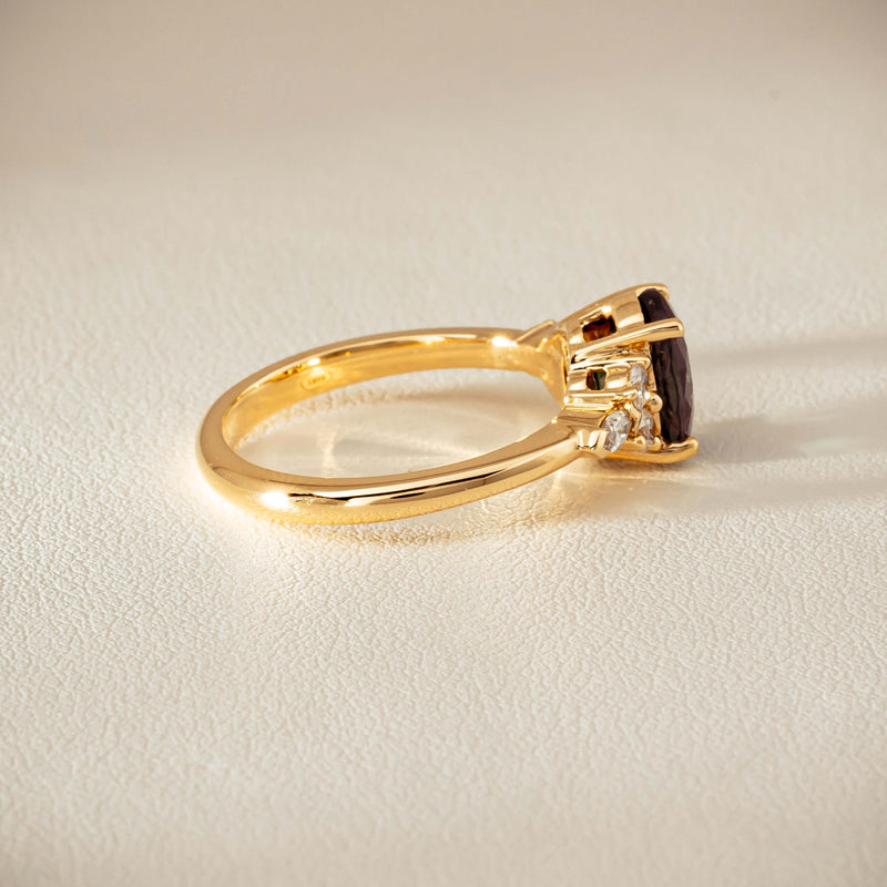 18ct Yellow Gold 2.20ct Green Sapphire & Diamond Oriana Ring