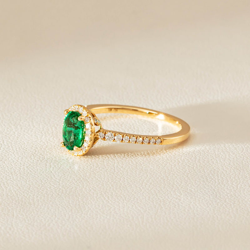 18ct Yellow Gold .72ct Emerald & Diamond Mini Sierra Ring - Ring - Walker & Hall