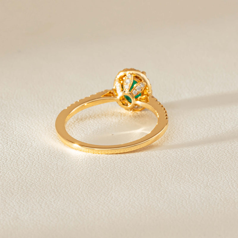 18ct Yellow Gold .72ct Emerald & Diamond Mini Sierra Ring - Ring - Walker & Hall