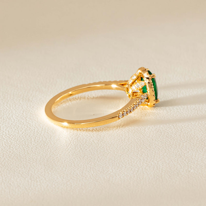 18ct Yellow Gold .72ct Emerald & Diamond Mini Sierra Ring - Ring - Walker & Hall