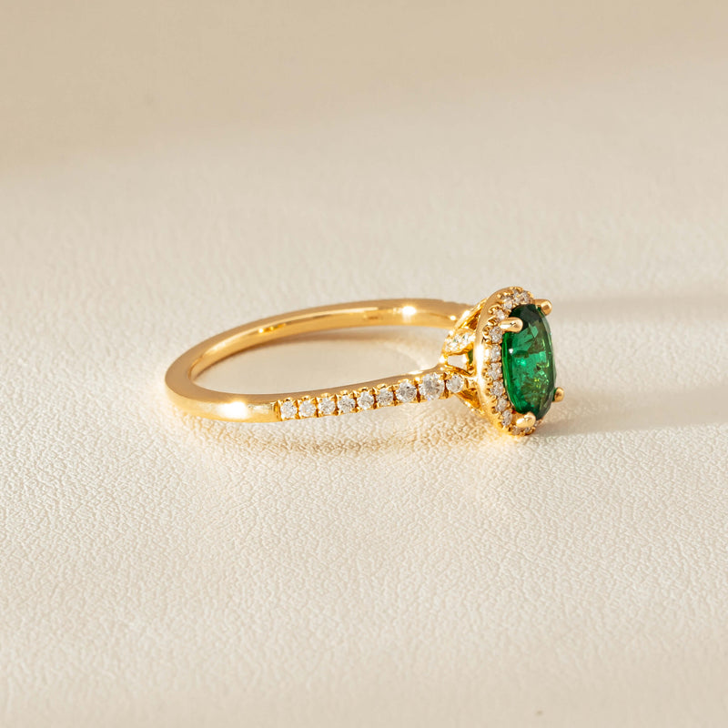 18ct Yellow Gold .72ct Emerald & Diamond Mini Sierra Ring - Ring - Walker & Hall