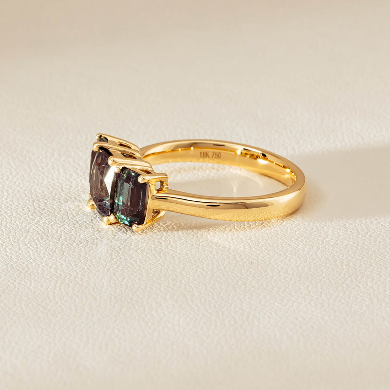 18ct Yellow Gold 3.69ct Green Sapphire Odyssey Ring - Ring - Walker & Hall