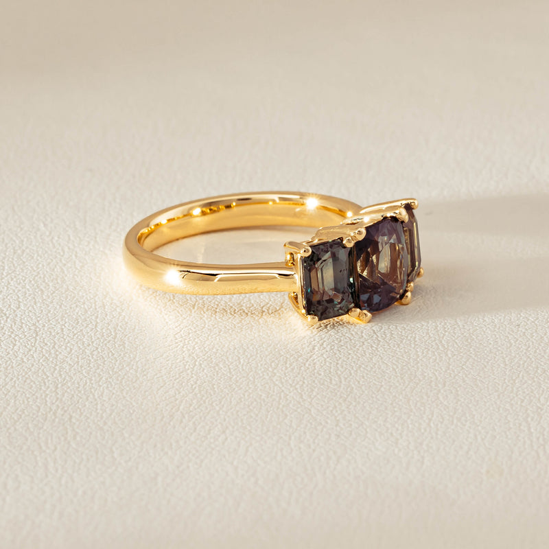 18ct Yellow Gold 3.69ct Green Sapphire Odyssey Ring - Ring - Walker & Hall