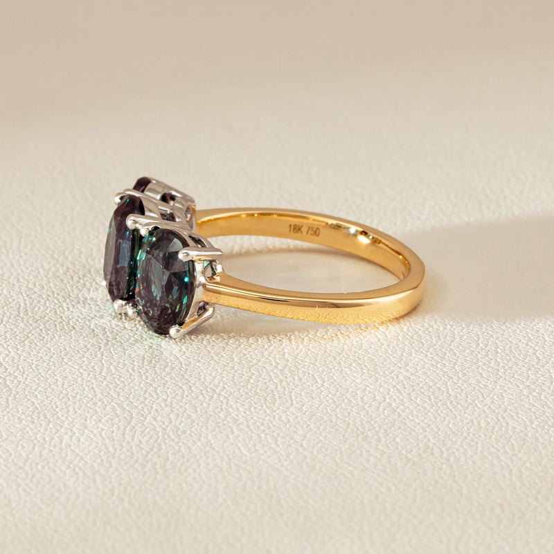 18ct Yellow Gold 5.58ct Green Sapphire Odyssey Ring - Ring - Walker & Hall