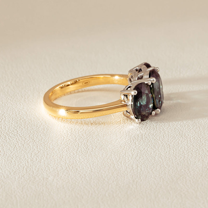 18ct Yellow Gold 5.58ct Green Sapphire Odyssey Ring - Ring - Walker & Hall