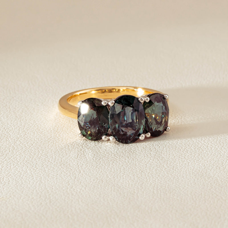 18ct Yellow Gold 5.58ct Green Sapphire Odyssey Ring - Ring - Walker & Hall