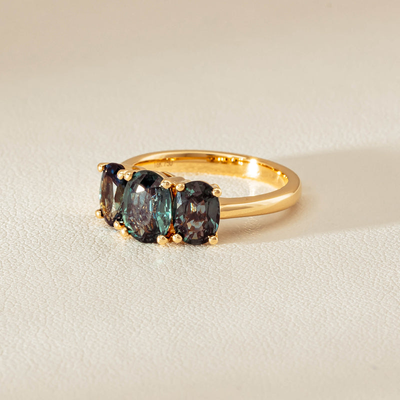 18ct Yellow Gold 3.60ct Green Sapphire Odyssey Ring - Ring - Walker & Hall