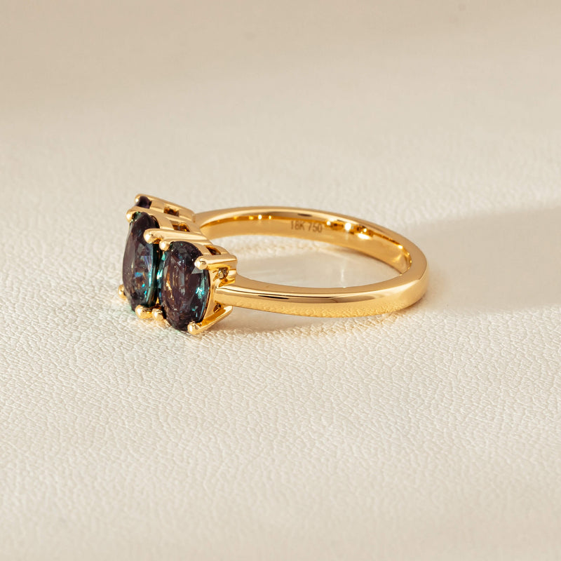 18ct Yellow Gold 3.60ct Green Sapphire Odyssey Ring - Ring - Walker & Hall
