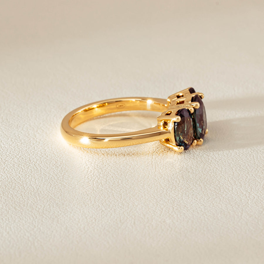 18ct Yellow Gold 3.60ct Green Sapphire Odyssey Ring - Ring - Walker & Hall