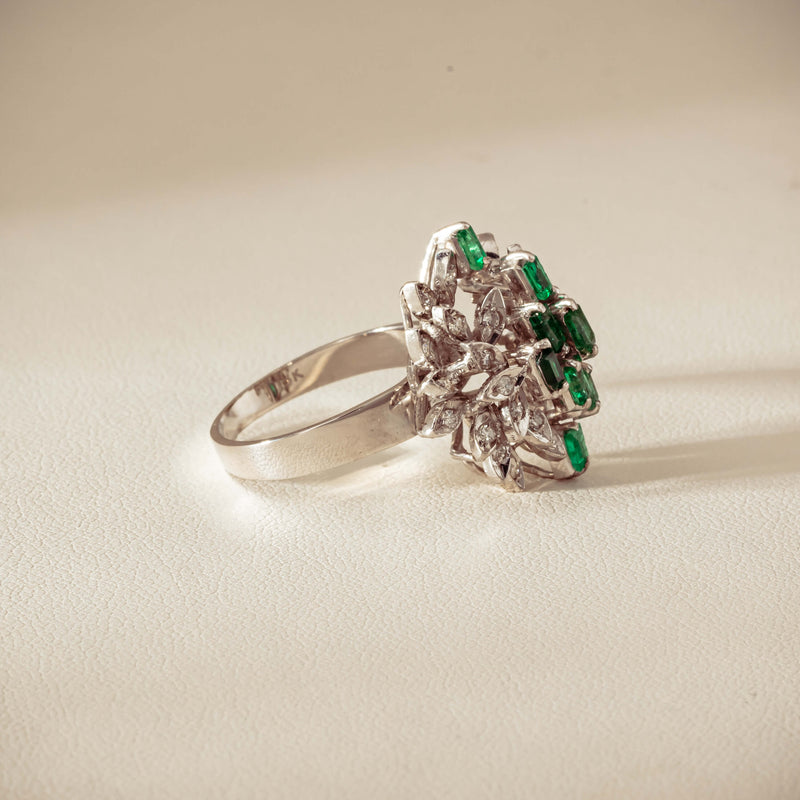 Vintage 13ct White Gold Emerald & Diamond Cluster Ring