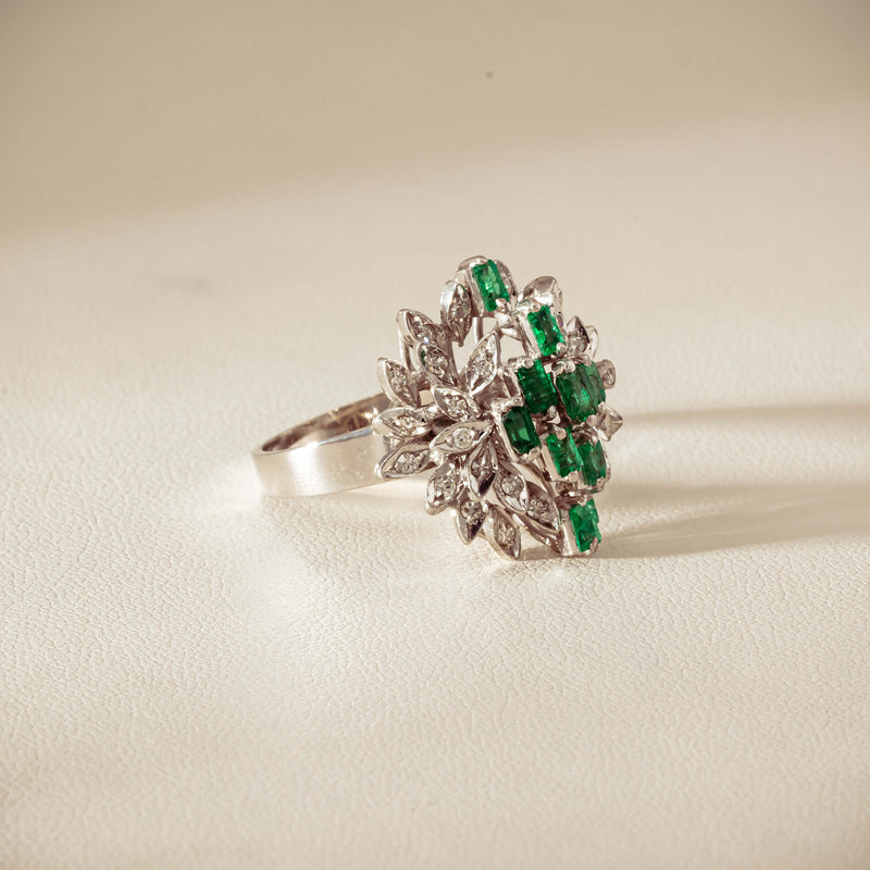 Vintage 13ct White Gold Emerald & Diamond Cluster Ring