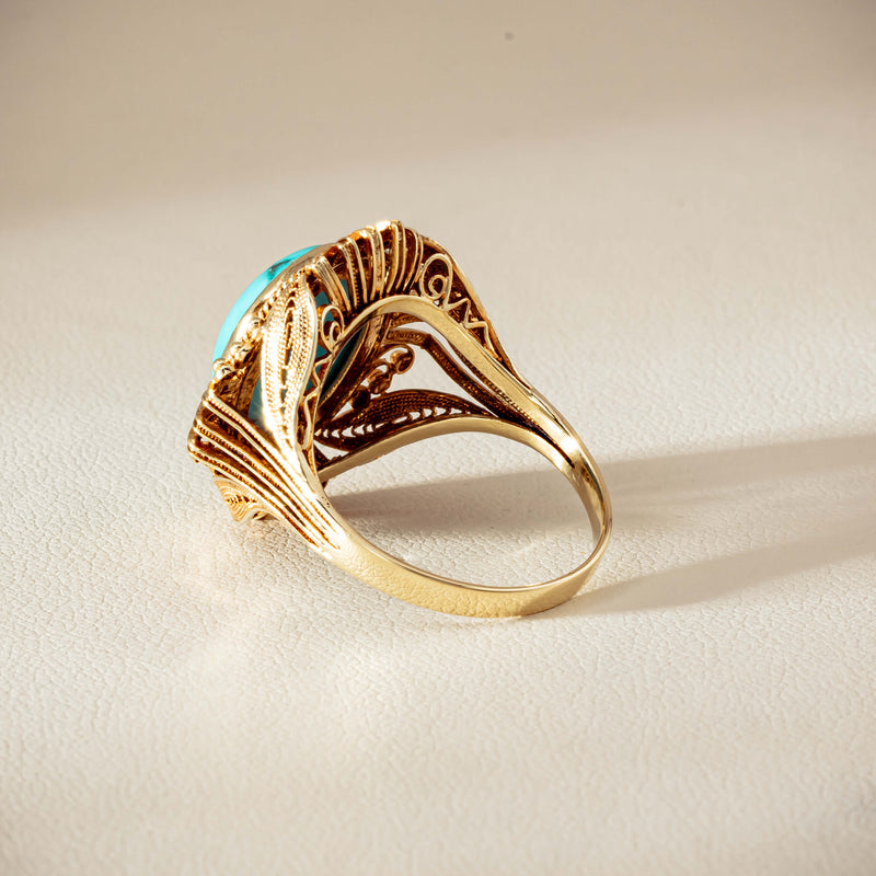 Deja Vu 14ct Yellow Gold Oval Turquoise Filigree Ring