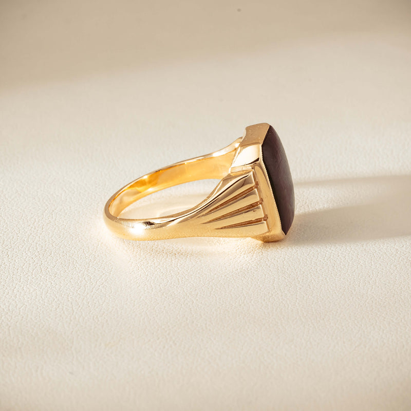 Deja Vu 9ct Yellow Gold Octagonal Greenstone Ring - Ring - Walker & Hall