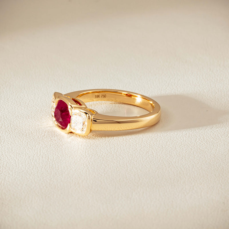 18ct Yellow Gold 1.52ct Ruby & Diamond Rubover-Set Ring