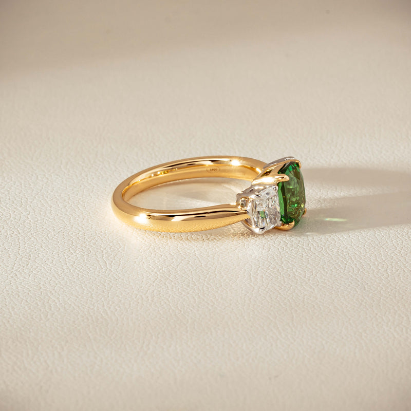 18ct Yellow Gold 2.01ct Tsavorite & Diamond Odyssey Ring