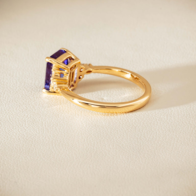 18ct Yellow Gold 2.88ct Tanzanite & Diamond Oriana Ring