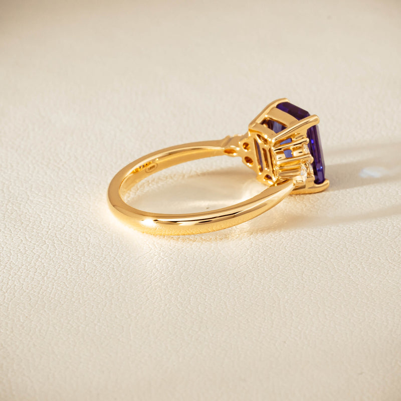 18ct Yellow Gold 2.88ct Tanzanite & Diamond Oriana Ring
