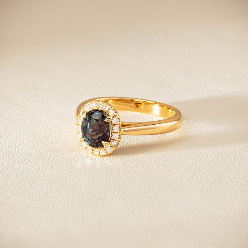 18ct Yellow Gold 2.03ct Green Sapphire & Diamond Nina Ring