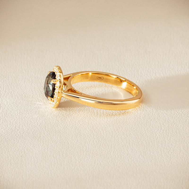 18ct Yellow Gold 2.03ct Green Sapphire & Diamond Nina Ring
