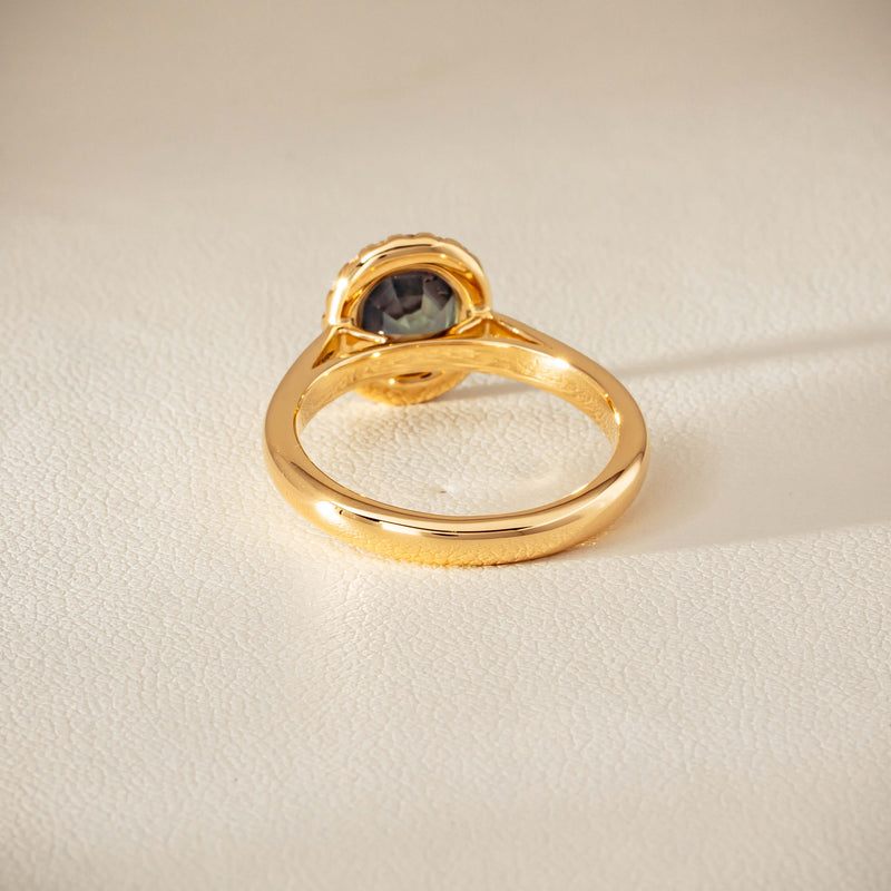 18ct Yellow Gold 2.03ct Green Sapphire & Diamond Nina Ring
