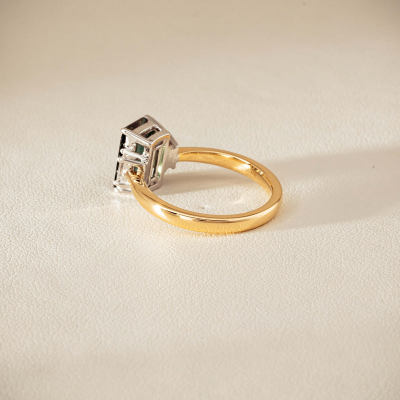 18ct Yellow Gold 2.35ct Green Sapphire Diamond Odyssey Ring