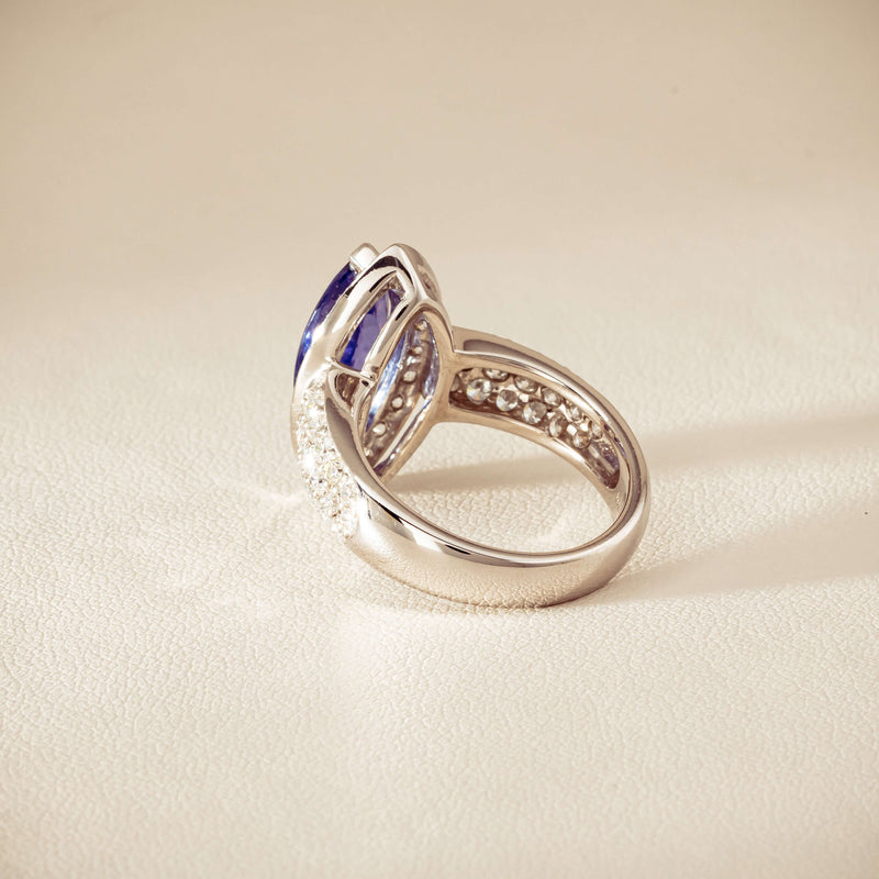 Deja Vu 18ct White Gold 2.20ct Tanzanite & Diamond Ring