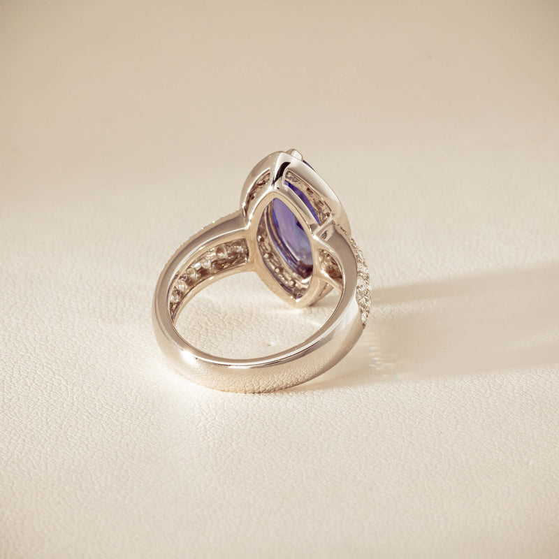 Deja Vu 18ct White Gold 2.20ct Tanzanite & Diamond Ring